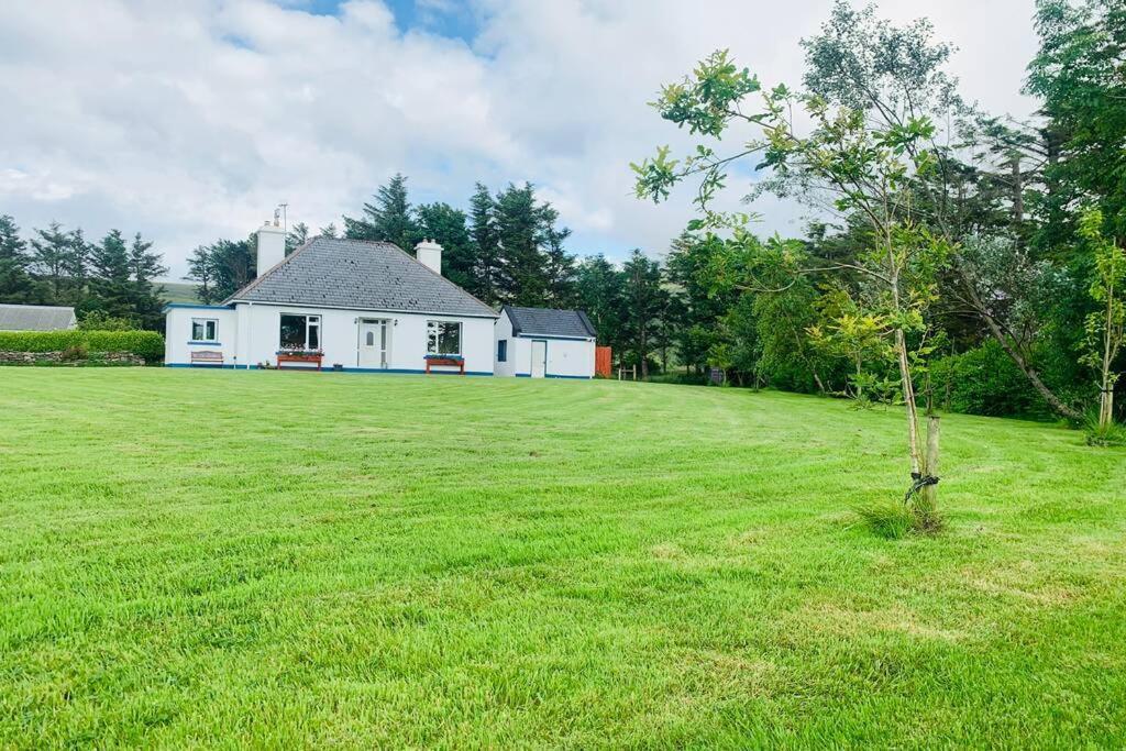 Glen Keen Farm Cottage Louisburgh Esterno foto