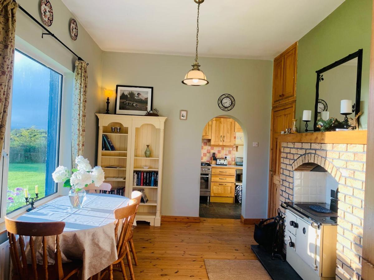 Glen Keen Farm Cottage Louisburgh Esterno foto